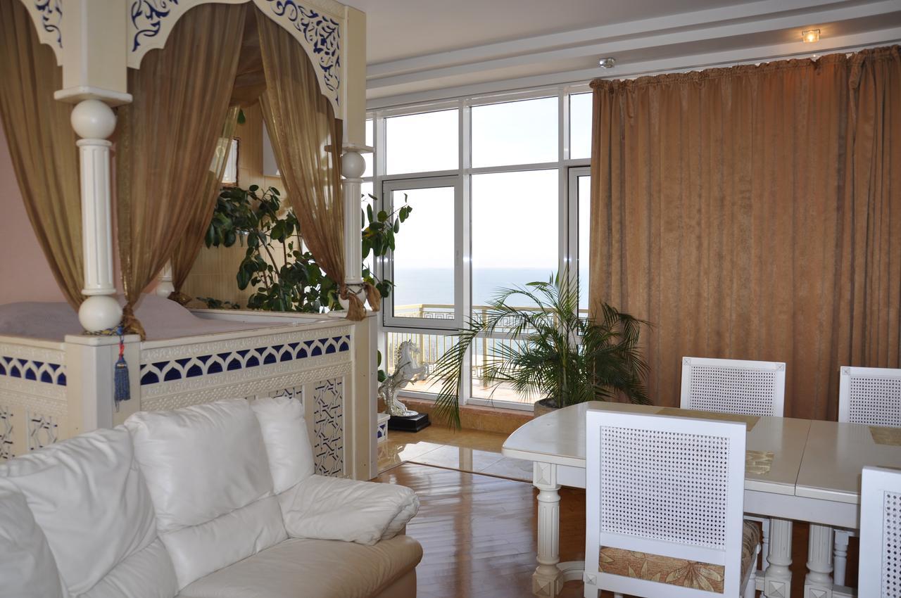 Arcadia Palace Apartments With Sea View オデッサ エクステリア 写真